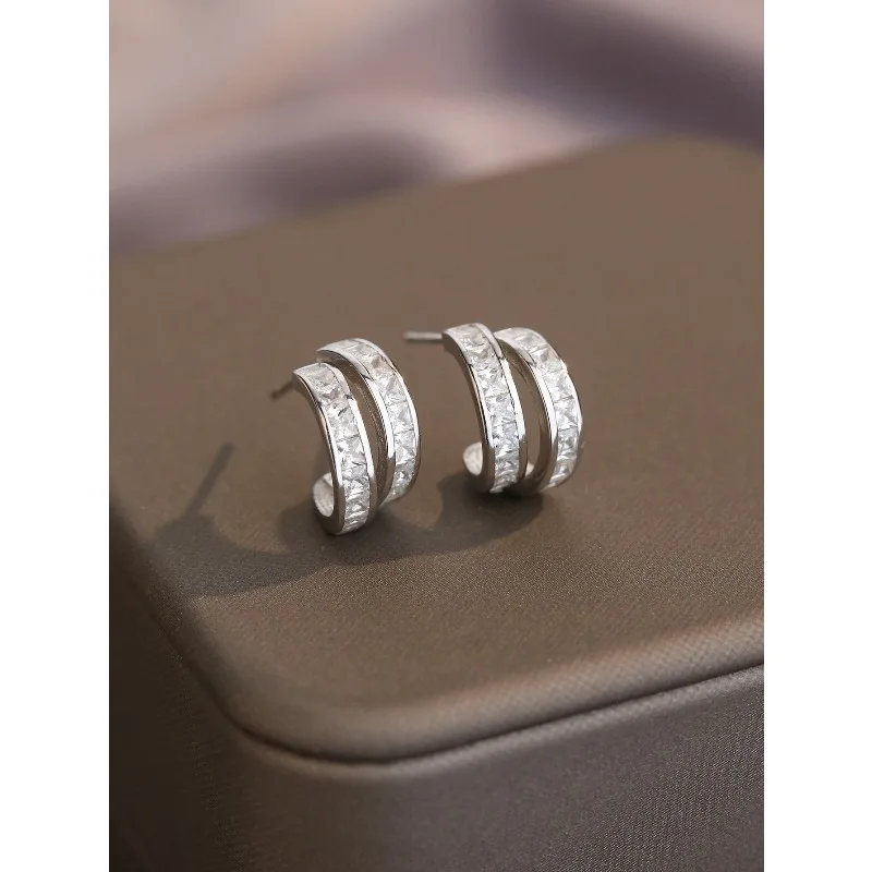 

Ювелирные изделия Ins, полоски для ушей, циркониевые ногти, новые модные серьги-гвоздики, ювелирные изделия