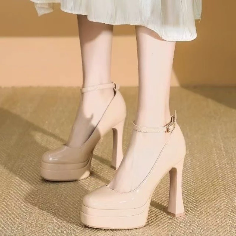 

Luxury Round-toe Designer 2026 New PU Fashion Solid Color Women's Sandals Outdoor Buckle Banquet High Heels Women's Sizes 35-42