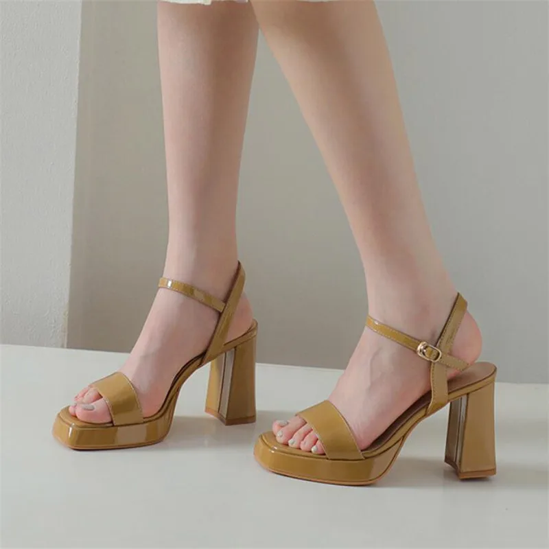 Brand Women Pumps High Heels New Ladies Shoes Fashion Women Sandals Sexy Platform Sandals Wedding Women Shoes 33-39