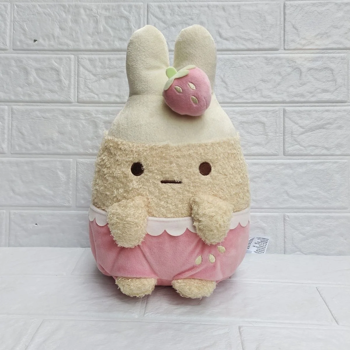 

New Cute Sumikko Gurashi Strawberry Plush Kids Stuffed Toys For Children Gifts 28CM