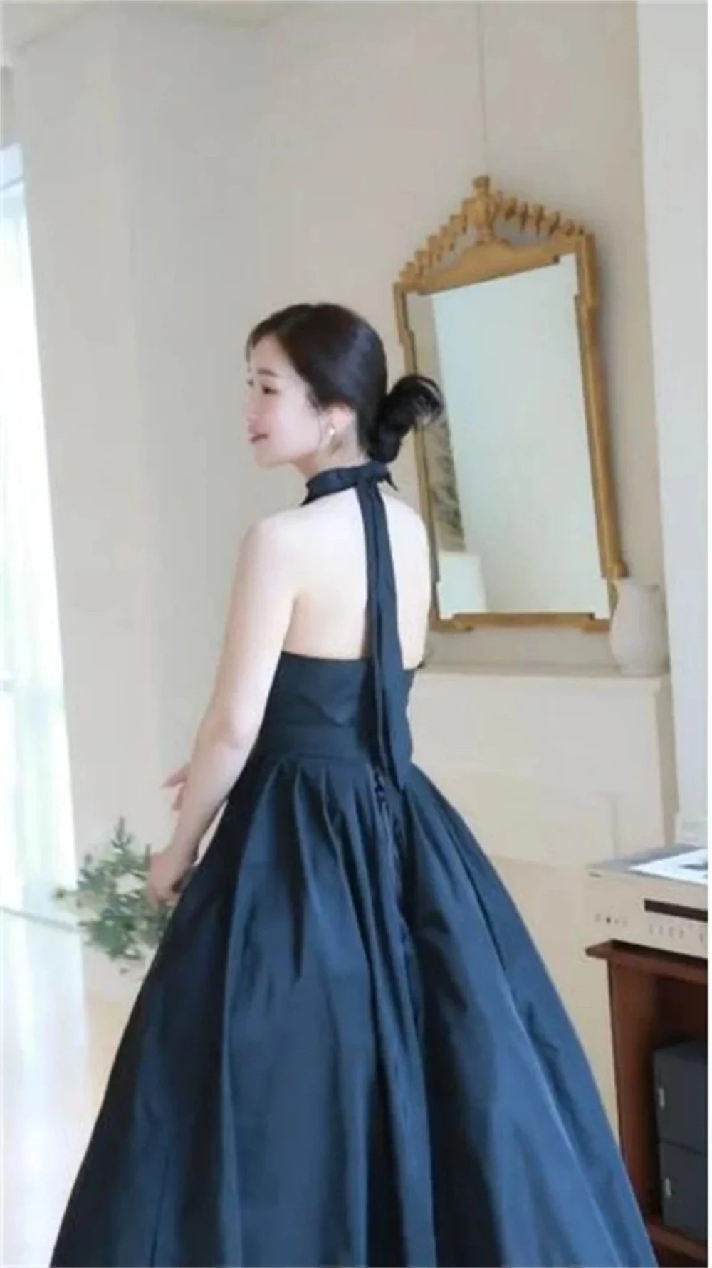 ZHUISHU-vestidos de noche sencillos con cuello halter, color negro, Tafetán, sin espalda, sin mangas, personalizados, corte en A, para mujer de Corea
