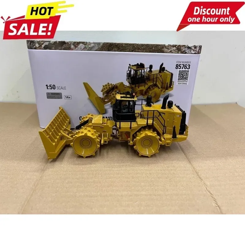 1:50 Landfill Compactor Diecast Model for 836 with Forklift Attachment Alloy Construction Vehicle 85763