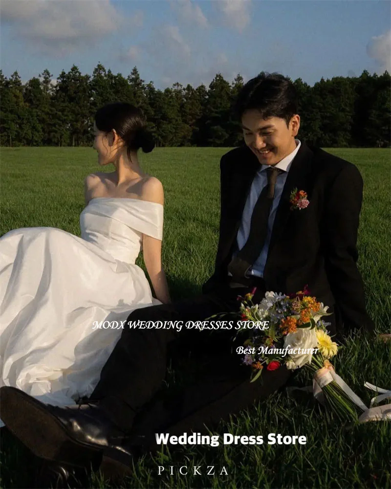 MODX Simple Taffeta One Shoulder Wedding Dress Korea Photo Shoot Short Sleeve A Line Bridal Gown Floor Length 웨딩드레스