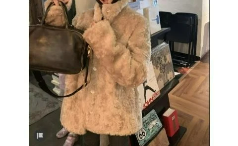 2022 Winter Neuer Mantel Damen Stehkragen Verdickter Lammwolle Mittlerer und langer Mantel