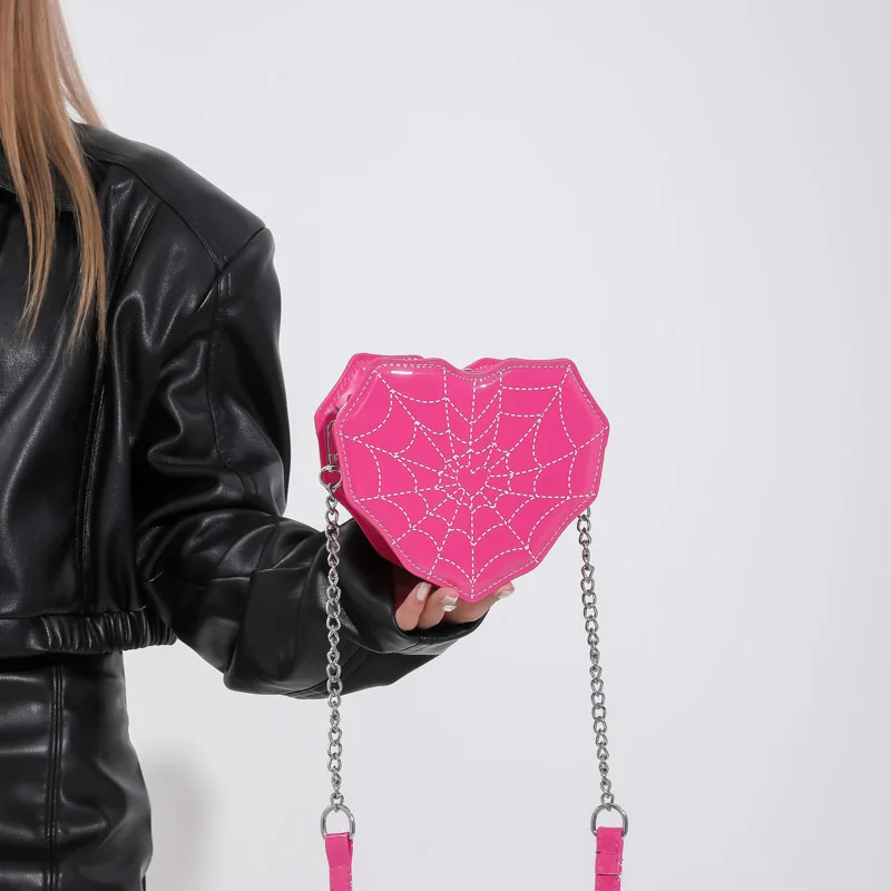 Fashion, Creativity, Personality, Cool and Spicy Style, Women's Bag, Shiny Heart, Chain One-shoulder Crossbody Bag