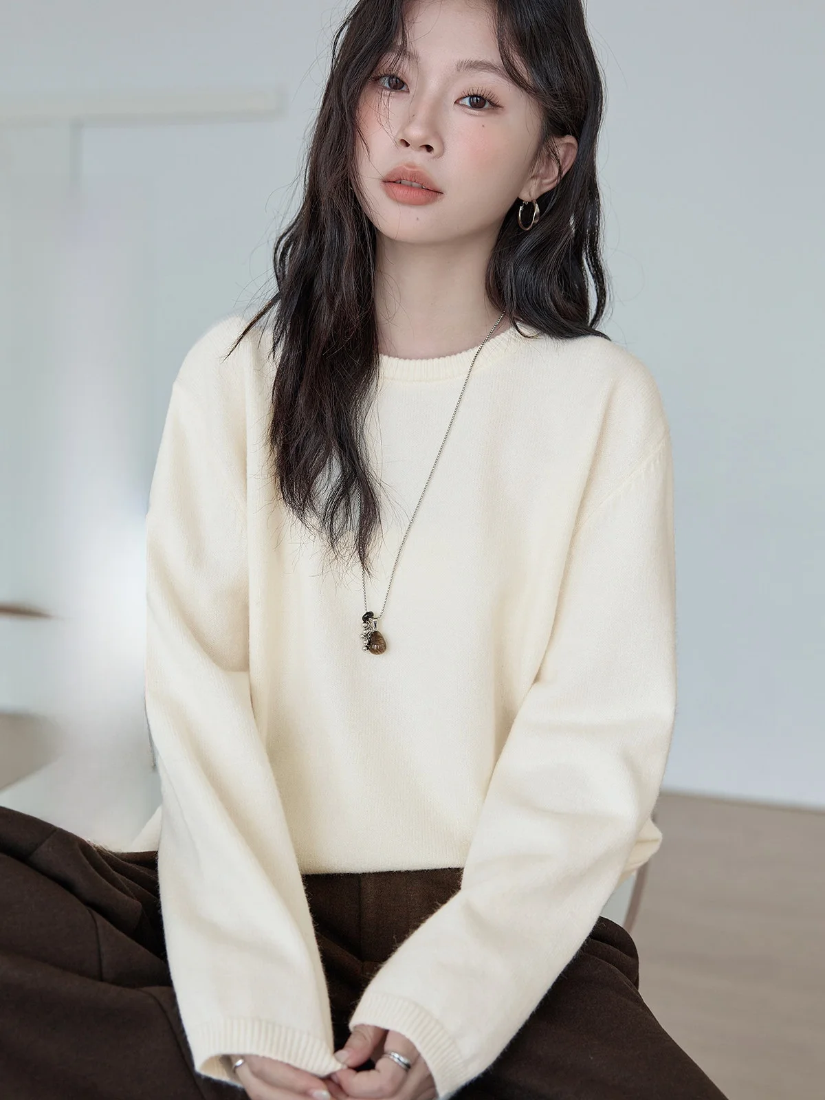 

HuiXi Sketch Series Women's Knitted Sweater round Ne Casual Overhead Autumn Winter New Simple Versatile Long Sve Top