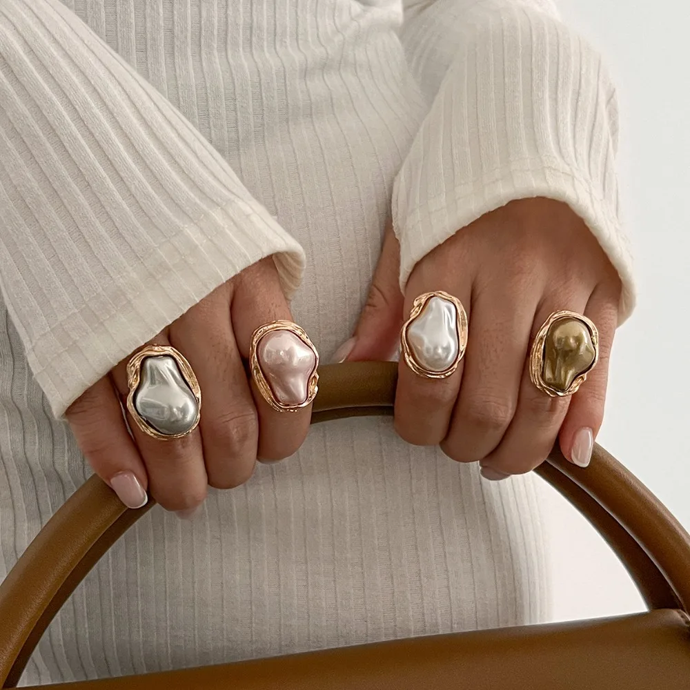 

Elegant Exaggerated Finger Open Ring Faux Pearl Alloy Luxury Pearl Ring Adjustable Gold Color Jewelry Accessories Banquet
