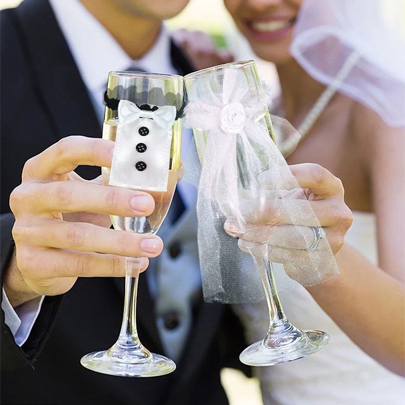 2Pcs Marriage Bride And Groom Wine Cups Wraps Champagne Glass Bottles Cover Wedding Table Decoration Bachelorette Party Decor