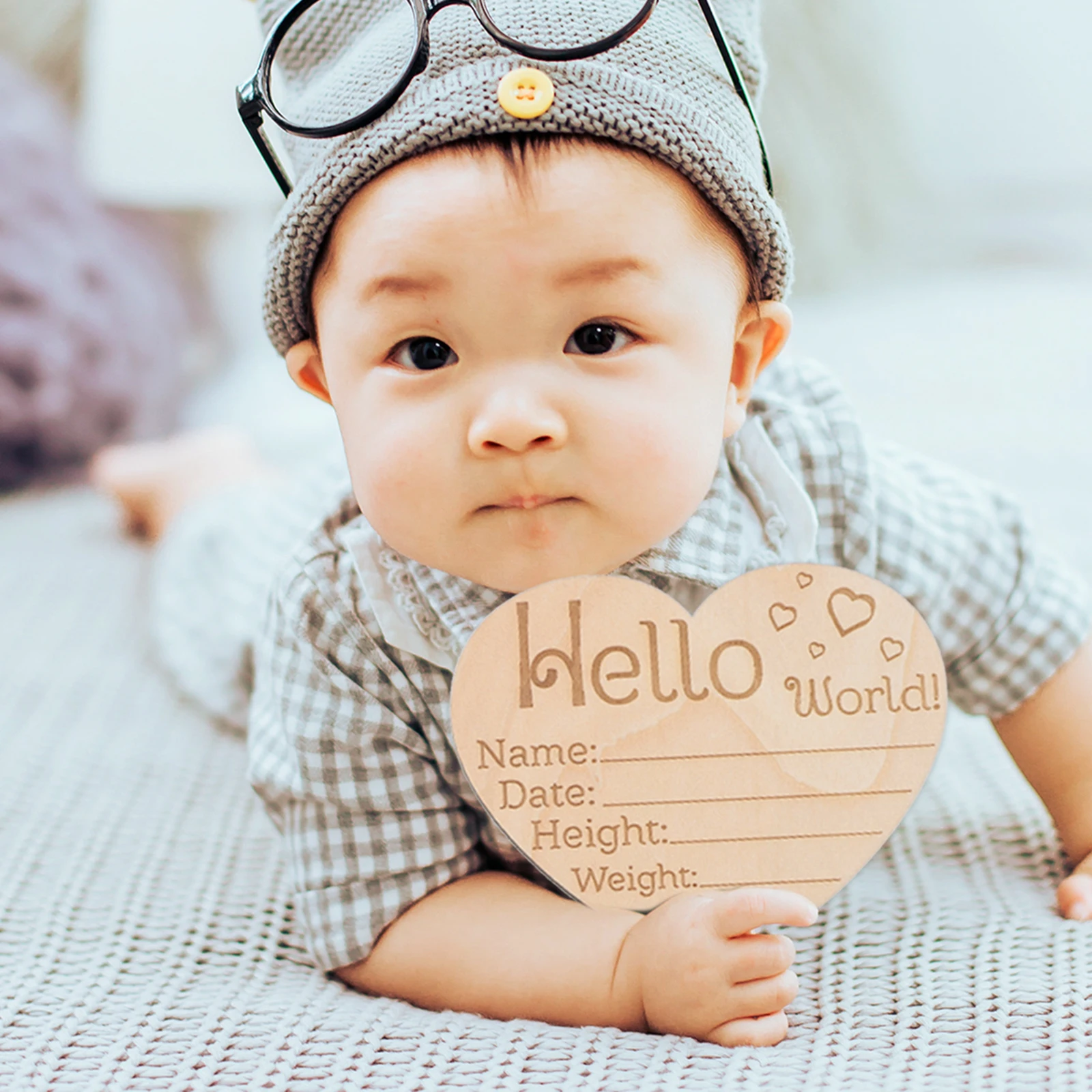 3 pcs Newborn Name Wooden Sign Heart Shape Design Nursery Birth Announcement Photo Props Infant Room Decor