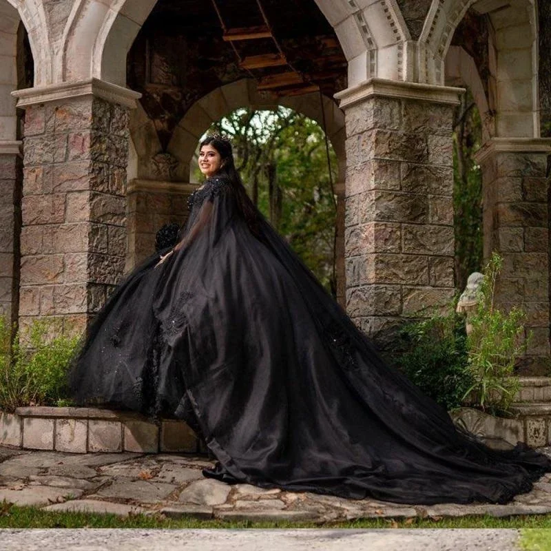 Vestidos de quinceañera para niñas, vestido de baile de fiesta de cumpleaños, dulce XV, apliques de encaje, Charro, capa, vestido de graduación, negro