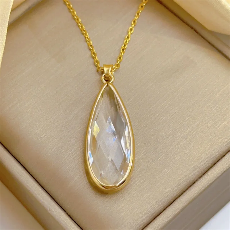 Fashion Charm Crystal Clear Plaid Necklace Classic Retro Long Strip Water Drop Stainless Steel Clavicle Chain Pendant