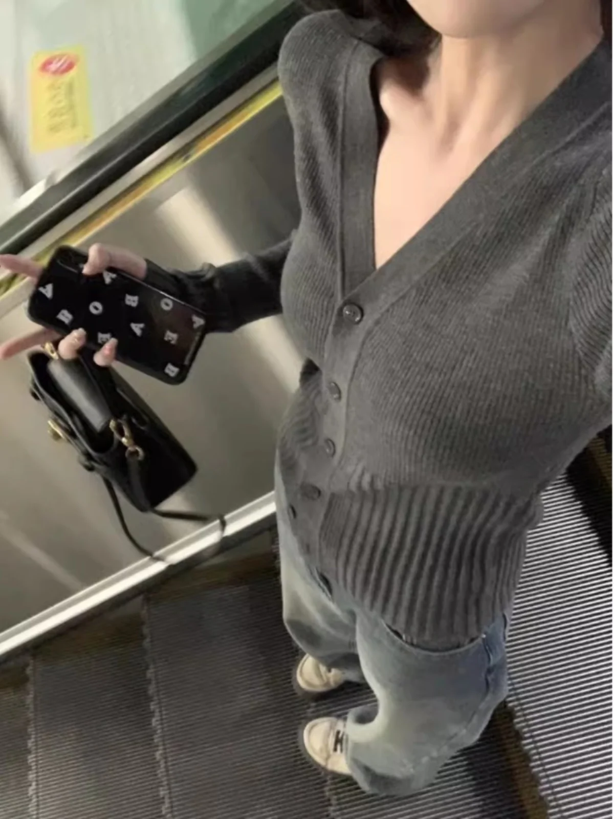 

ay V-Ne Knitwear Women's Early Autumn High-End Sensation Slimming Waist Long Sve Base irt Inner Wear Sweet Sle