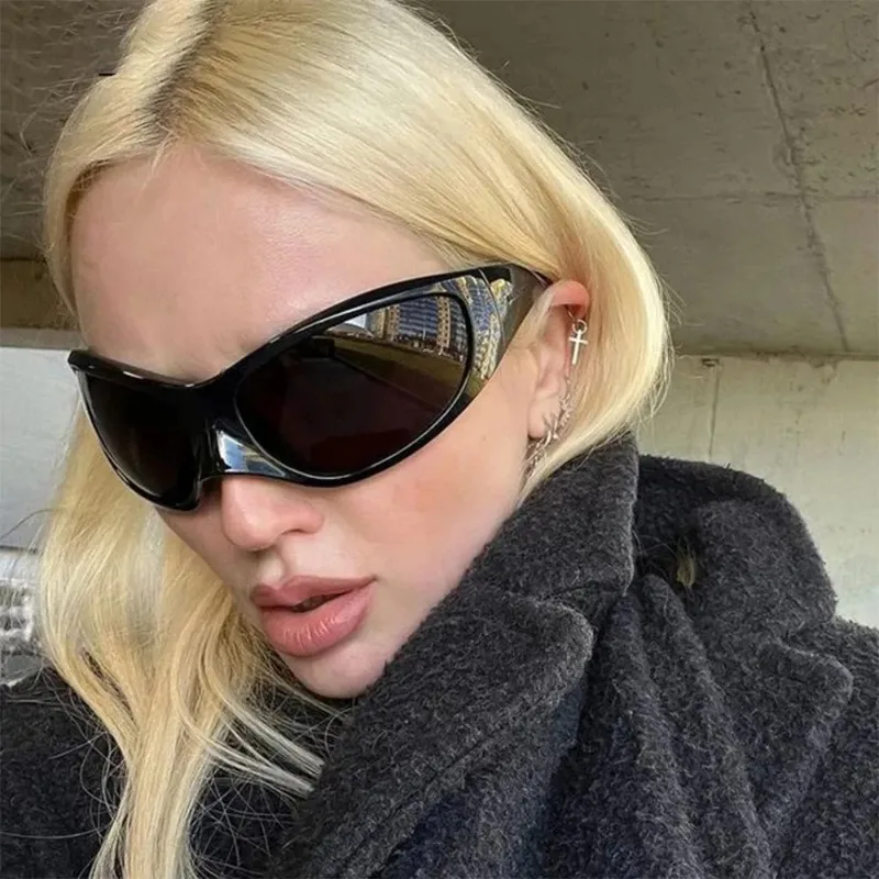 New Y2K Punk Sunglasses Women Men Luxury Brand Designer Trendy Sun Glasses Vintage Oversized Steampunk Glasses UV Gafas De Sol - view 2