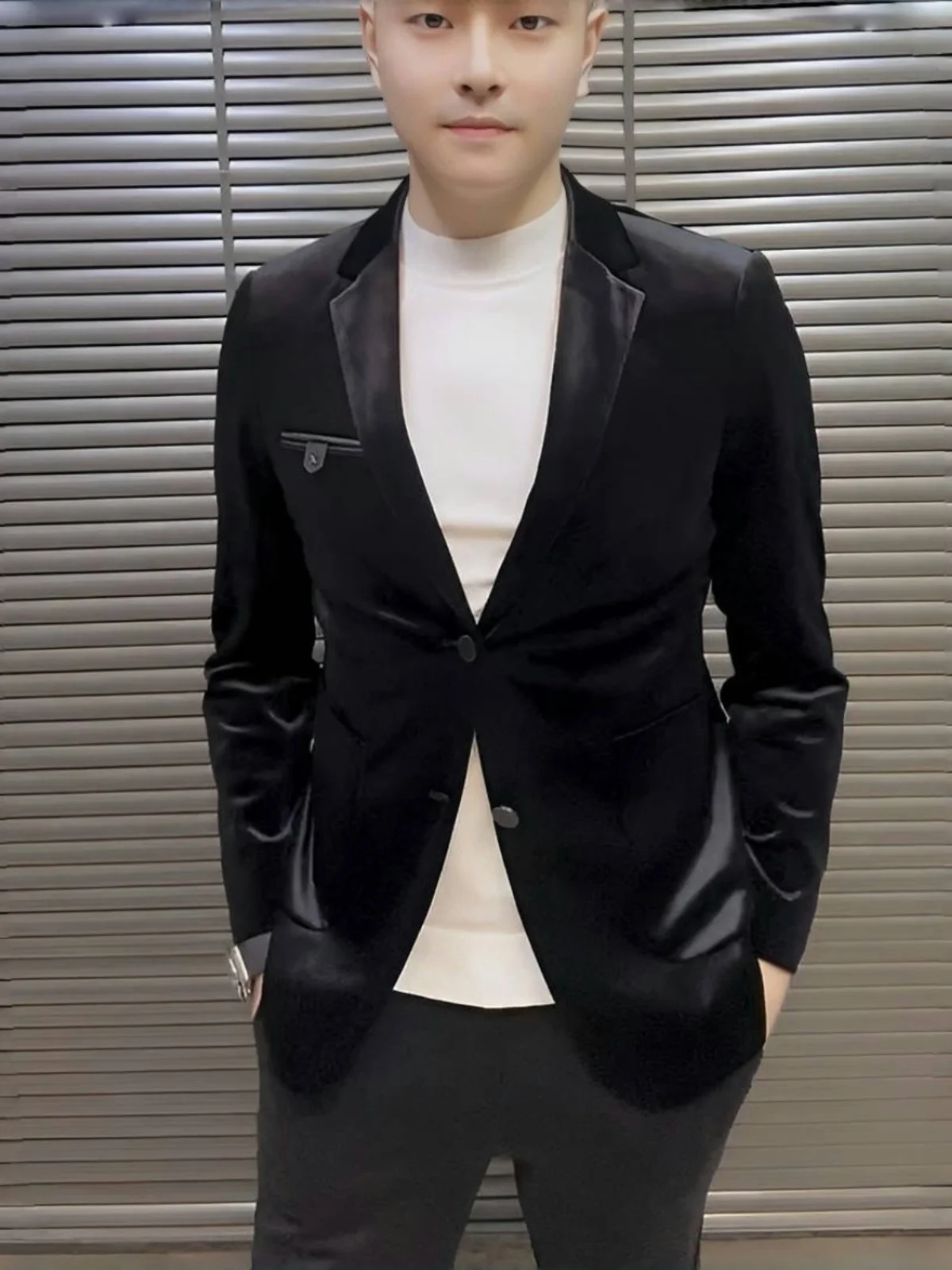 

Мужской деловой повседневный костюм из бархатной ткани, модный осенний новый стиль, легкий, классического кроя, с длинным рукавом