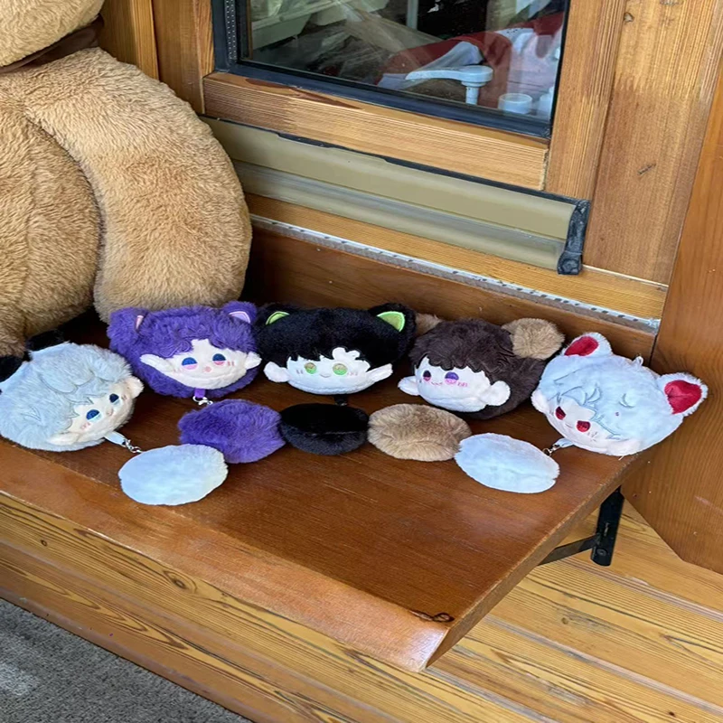 ゲーム「ラブアンドディープスペース」のザビエル・シルス・ラファエルのコスプレキーホルダー、ぬいぐるみフィギュア、キーリング、キーチェーン、バッグ、バックパックのペンダント、小道具、ギフト