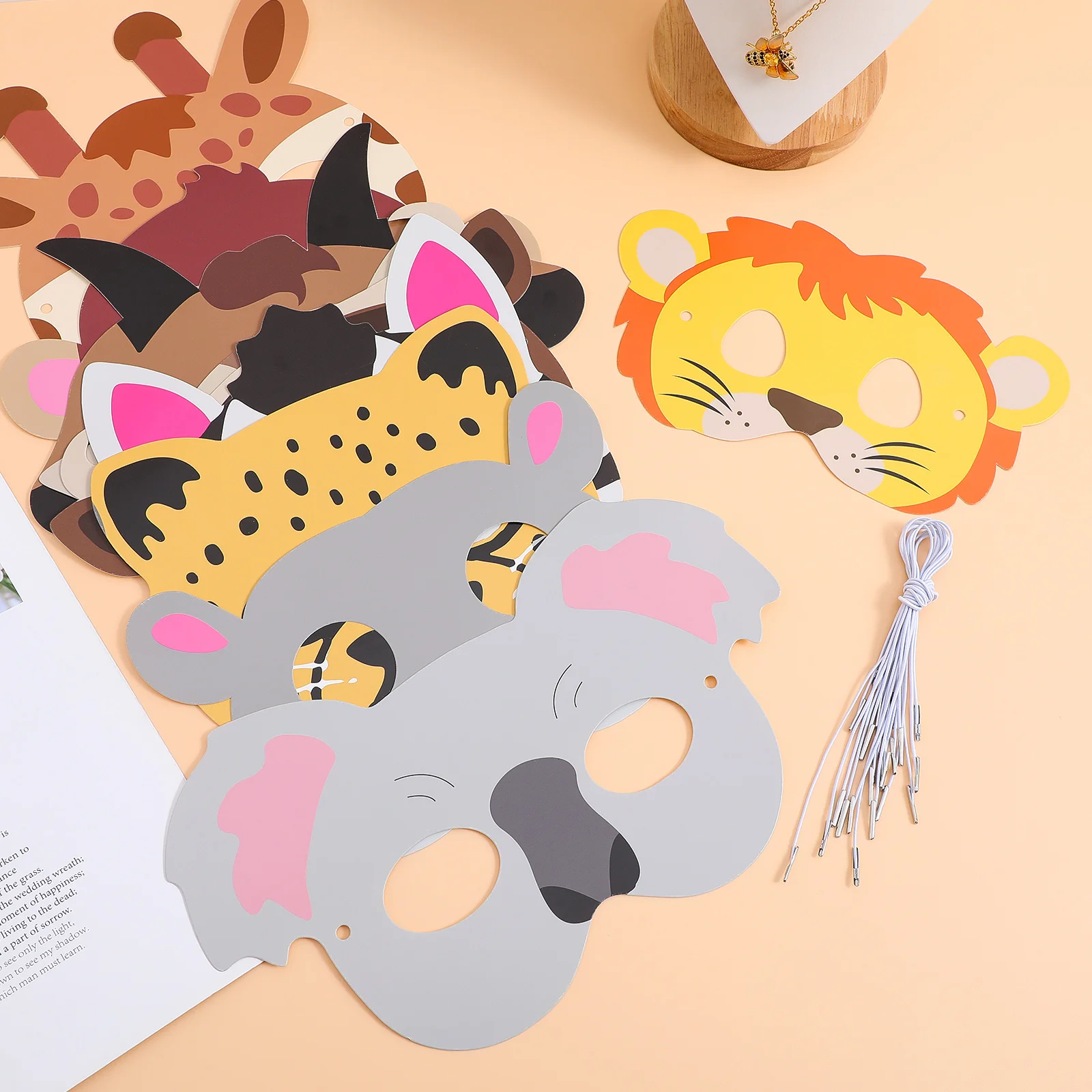 

16Pcs Animal Masks Cute Kids Paper Masks Variety Styles Party Decorations Comfortable Durable Cosplay Halloween Birthday Favors