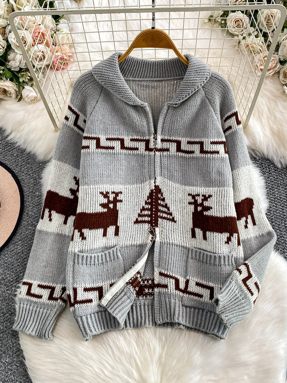 

Cisas Theme Deer Embroidery Knitted Loose Fit Zipper Casual Sle Women's Top Slimming Effect Winter Outerwear