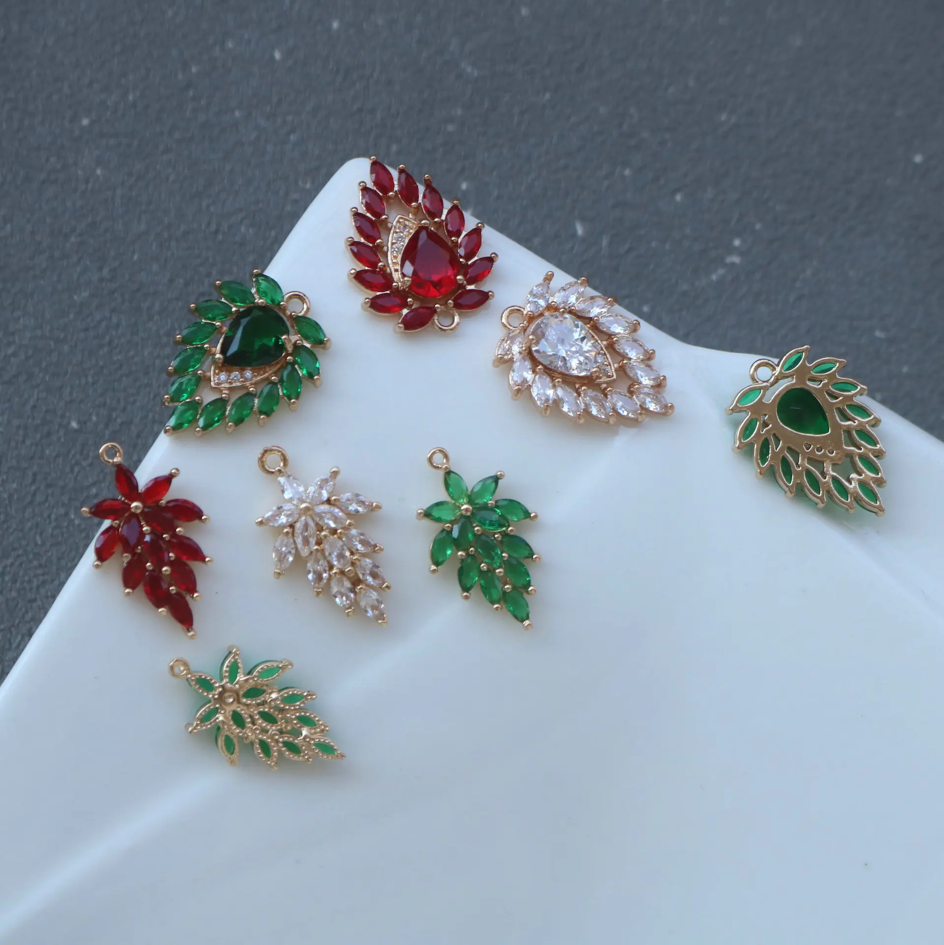 10pcs/ Bag 18k copper gold-plated micro inlaid zircon tree leaf branch pendant necklace bracelet earrings DIY handmade material