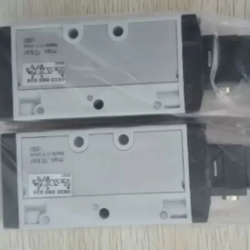 machining center accessories, solenoid valve for Haomai machining center edge banding machine 0820060026