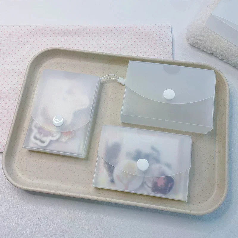 

Прозрачный карманный ящик для хранения, портативный мини-коробка для хранения формата А8, большой емкости, ящик для хранения фотокарт, пылезащитный органайзер для фотокарточек