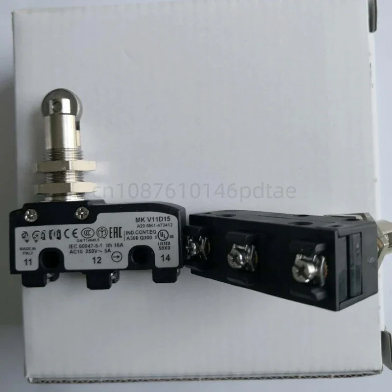 MKV11D15 New original imported micro switch MK V11D15