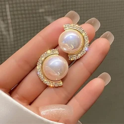 Trend New Crystal Half C-shaped Side Small Pearl Earrings for Women Korean Lovely Cute Ear Jewelry brincos 2024 new in