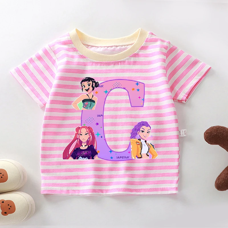 Kaus Bergaris Pemburu Setan K-pop untuk Anak-anak Kaus Lucu Manis Musim Panas Anak Perempuan Atasan Lengan Pendek Gambar Cetak Huruf A-Z Kartun