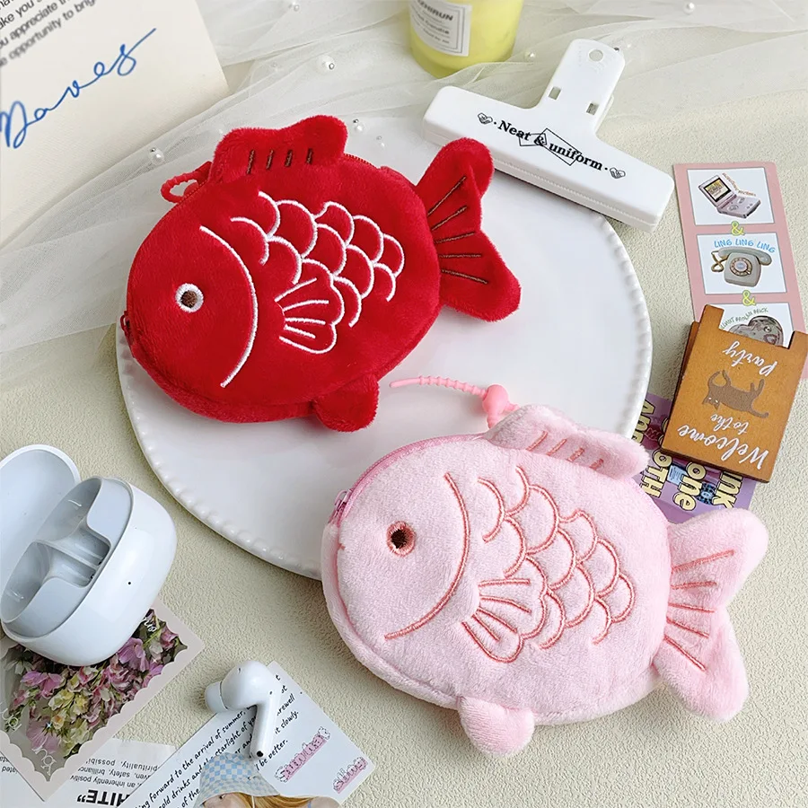 

Original Design Cute Lucky Koi Fish Plush Coin Purse Cartoon Portable Lipstick Earphone Storage Coin Purse Birthday Xmas Gift