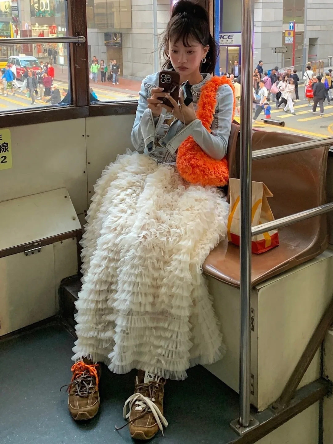 春シーズンの女性のケーキスカートハーフレングスふわふわボールガウンスカートヘビー刺繍ネットハイウエストロングスカート