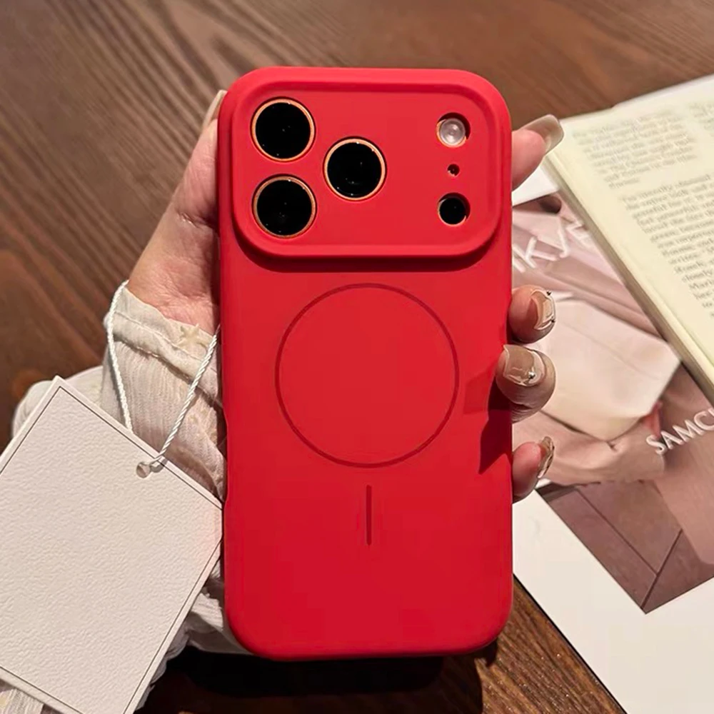 

Fashion Bright Lucky Red Liquid Silicone Magnetic Case For iPhone Air 17 16 15 14 Pro Max Plus For Magsafe Candy Matte Cover