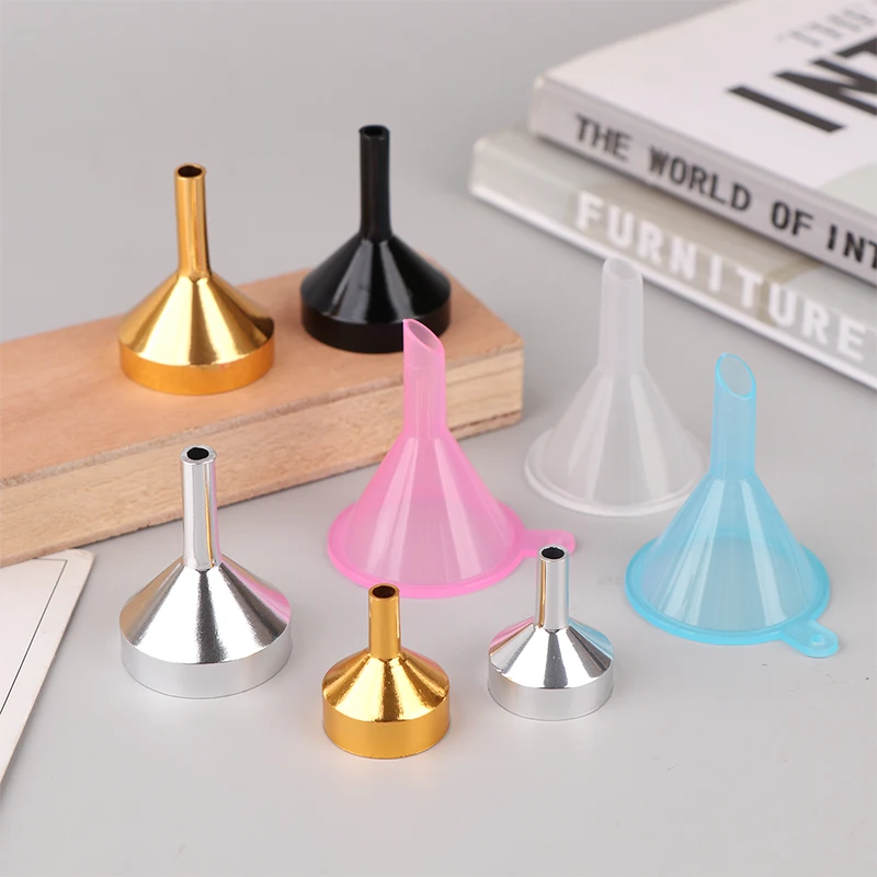 10Pcs Mini Metal/Plastic Aluminum Funnel Small Funnels For Perfume Mini Liquid Essential Oil Funnels Empty Bottle Packing Tools