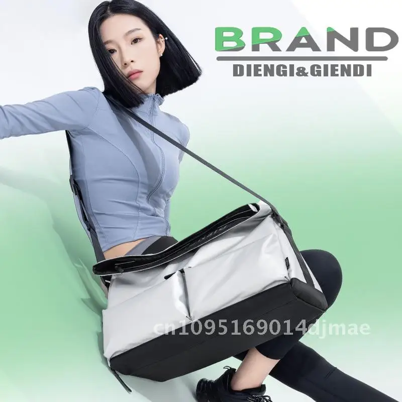 

Multi-functional Travel Bag Large-Capacity Portable Gym Bag with Dry And Wet Separation for Short-Distance Trips And Training