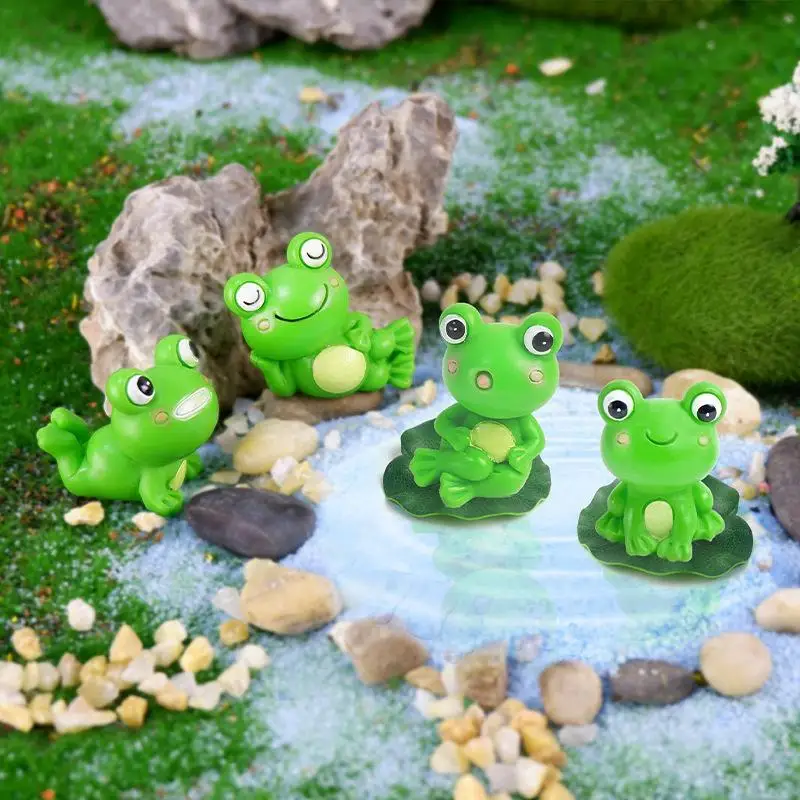 Resin Frog Miniature Car Ornaments Miniatures Animal Frog Resin Cute Frog Action Figure Micro Landscape Cartoon