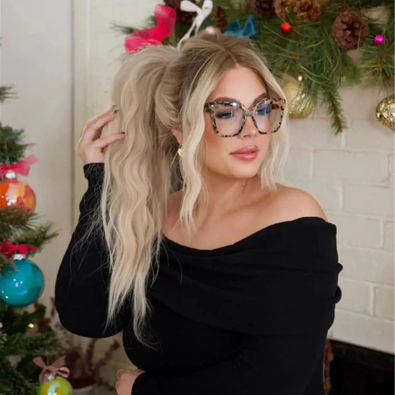 

Белый блонд, высококачественный синтетический парик с кружевной основой, свободные глубокие волны, центральная проборка, карнавальный парик, темные корни, длинный, 180% плотность, мягкое волосо