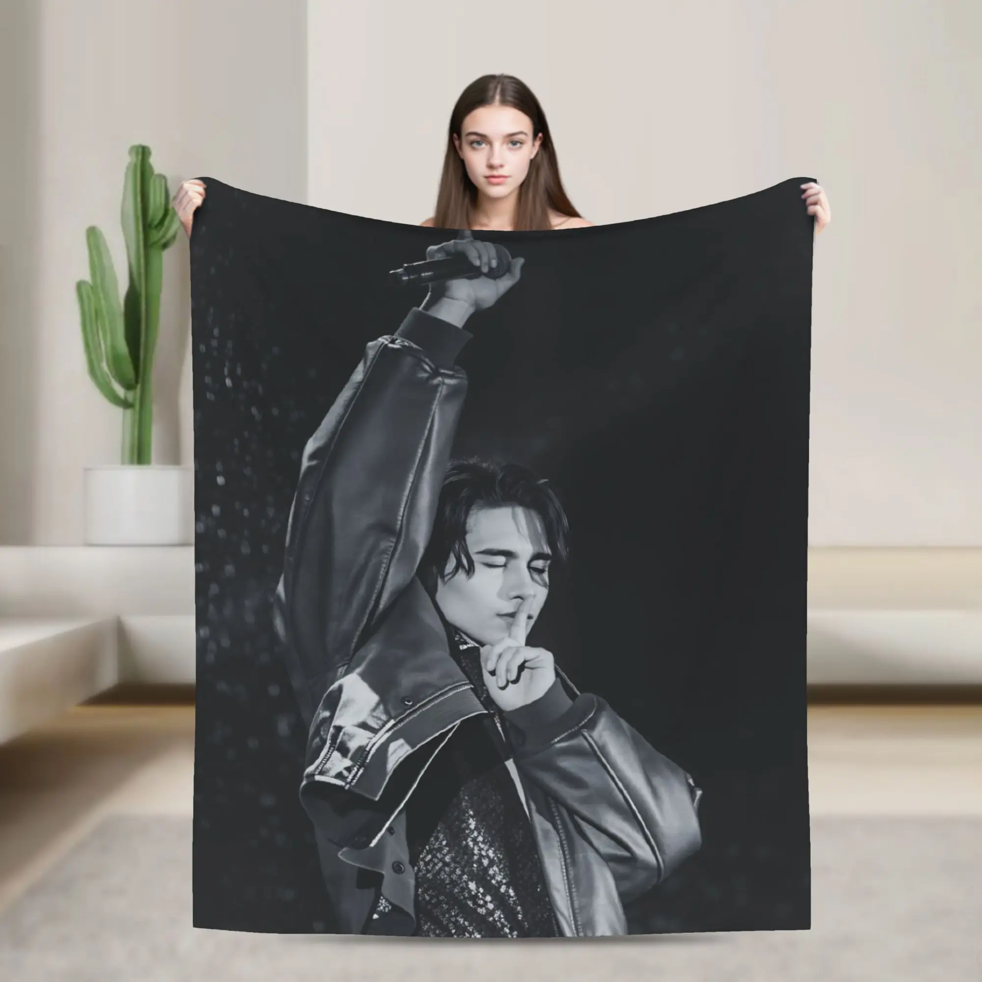 

Jeff Satur Flannel Blanket Autumn Super Soft Throw Blanket for Girls Boys Living Room Fashion Bedspread Sofa Bed Cover