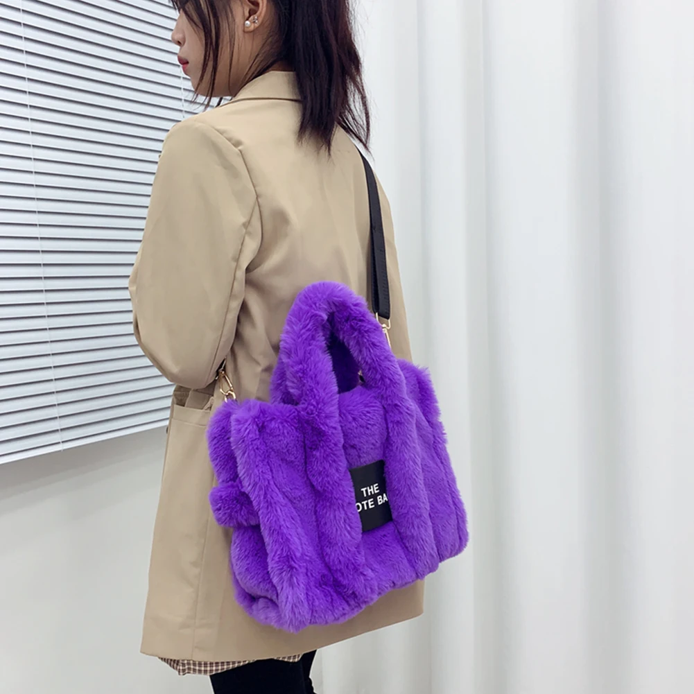 Fashion Women Handbag Autumn Winter Faux Fur Fluffy Handbags Soft Plush Designer Ladies Girl Shopper Purses for Travel Shopping