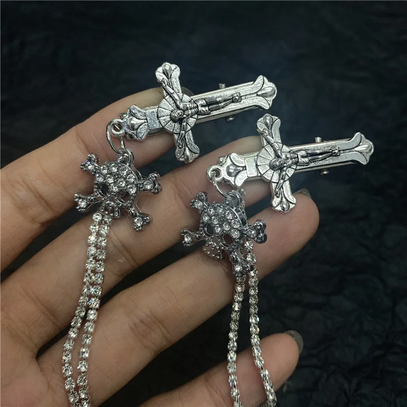 Goth Fashion Rhinestone Skull Cross Tassel Hairpin for Women Punk Dark Sweet Cool Y2k Hair Clip Vintage Trend Hair Accessories