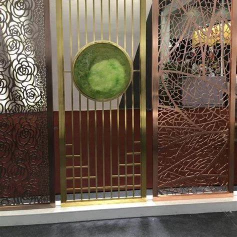 Modern Style Decorative Stainless Steel Laser Cut Perforated Room Divider For Hotel Guest Room Restaurant