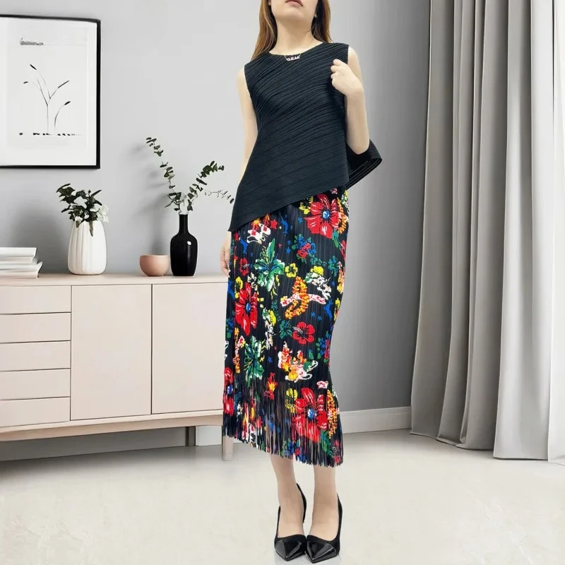 

ALSEY Miyake Fashion Folding Two Piece Set Women's Sleeveless Solid Top Elastic Waist Printed Halter Skirt Skirt 2025 Summer New