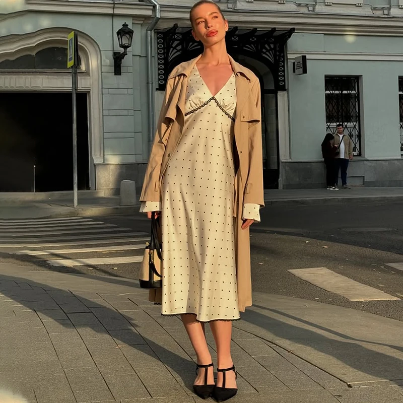 

TARUXY Satin Polka-Dot Lace Dress Women's V-Neck Contrast High-Waist Casual A-Line Dress Spring Summer Female Commuting Dresses