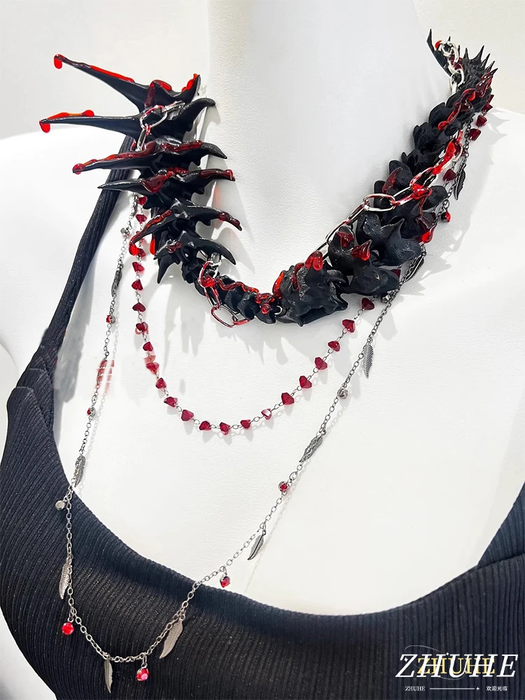 

ZHUHE Spine Beaded Necklace In Neo-Gothic Style Is A Jewelry Accessory For Men And Women As A Party Gift