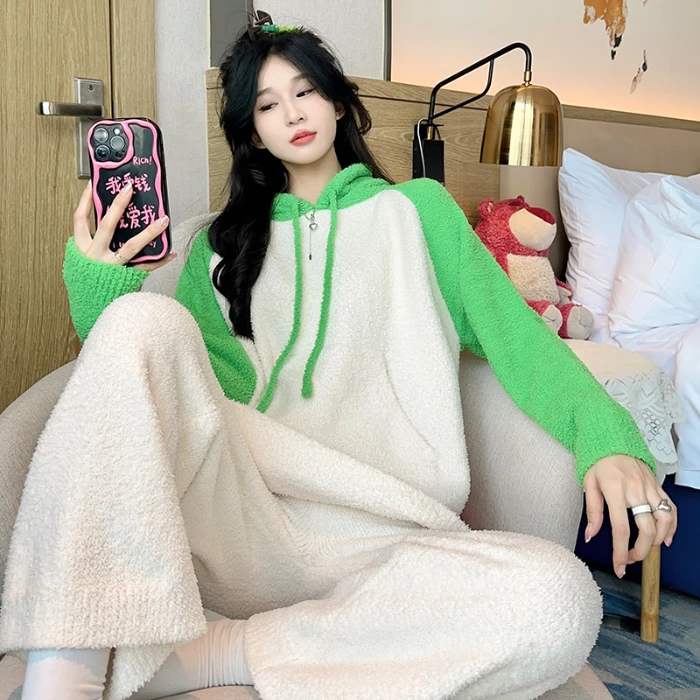 2023 New Coral Fleece Soft Woman Winter Pajamas Classics Hooded Warm Women's Pajamas Fashion Splice Women Pajamas Set Home Wear