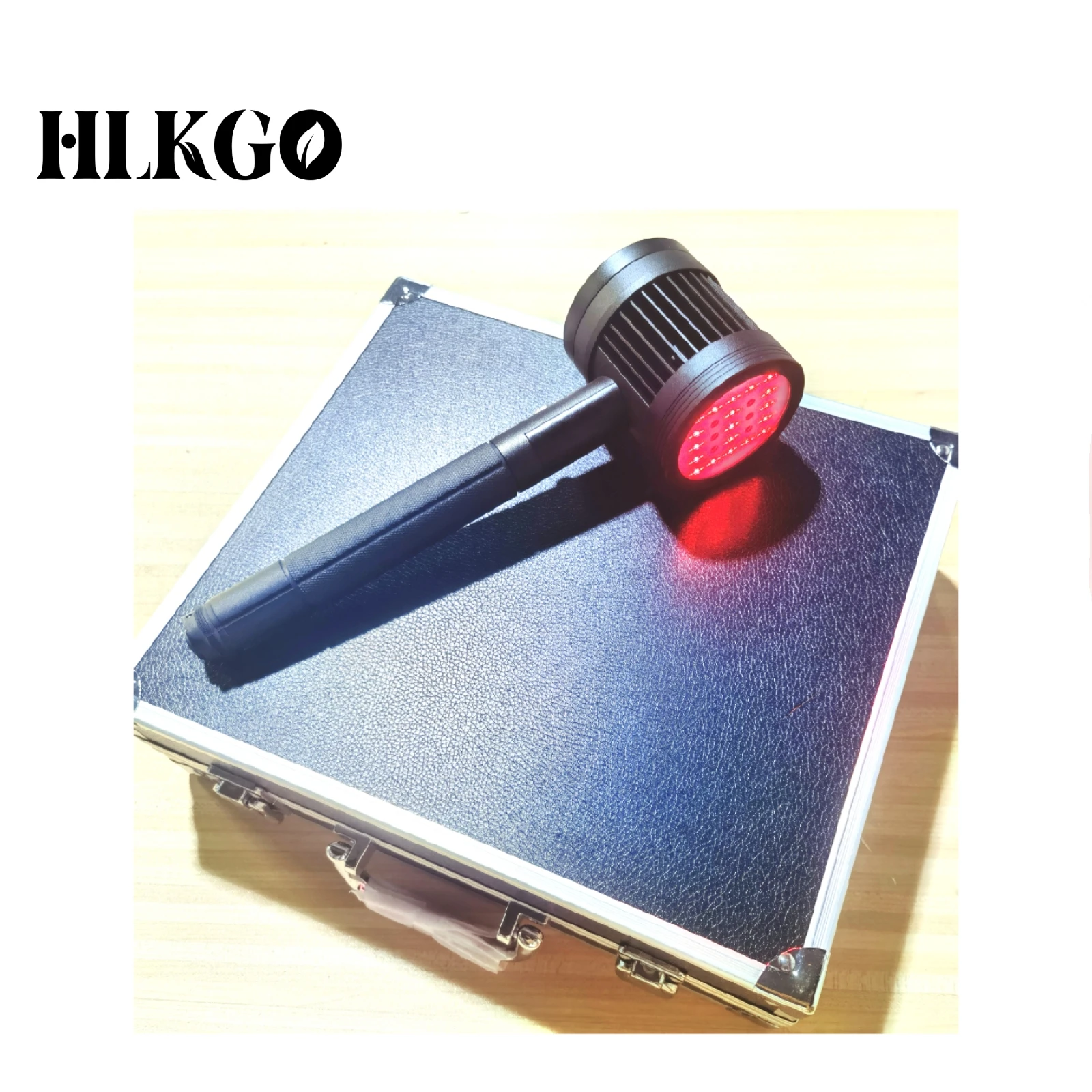 

Холодный лазер HLKGO 650 нм/808 нм — сертифицированное CE боли при артрите, мышечных травмах и подошвенном фасциите
