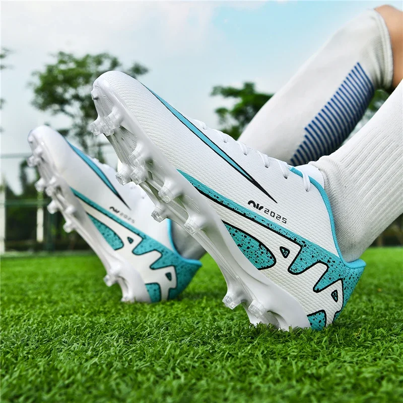 Zapatos de fútbol para hombres y mujeres, botas de fútbol TF/FG, tacos antideslizantes, zapatillas de entrenamiento de hierba, calzado deportivo transpirable para adolescentes al aire libre