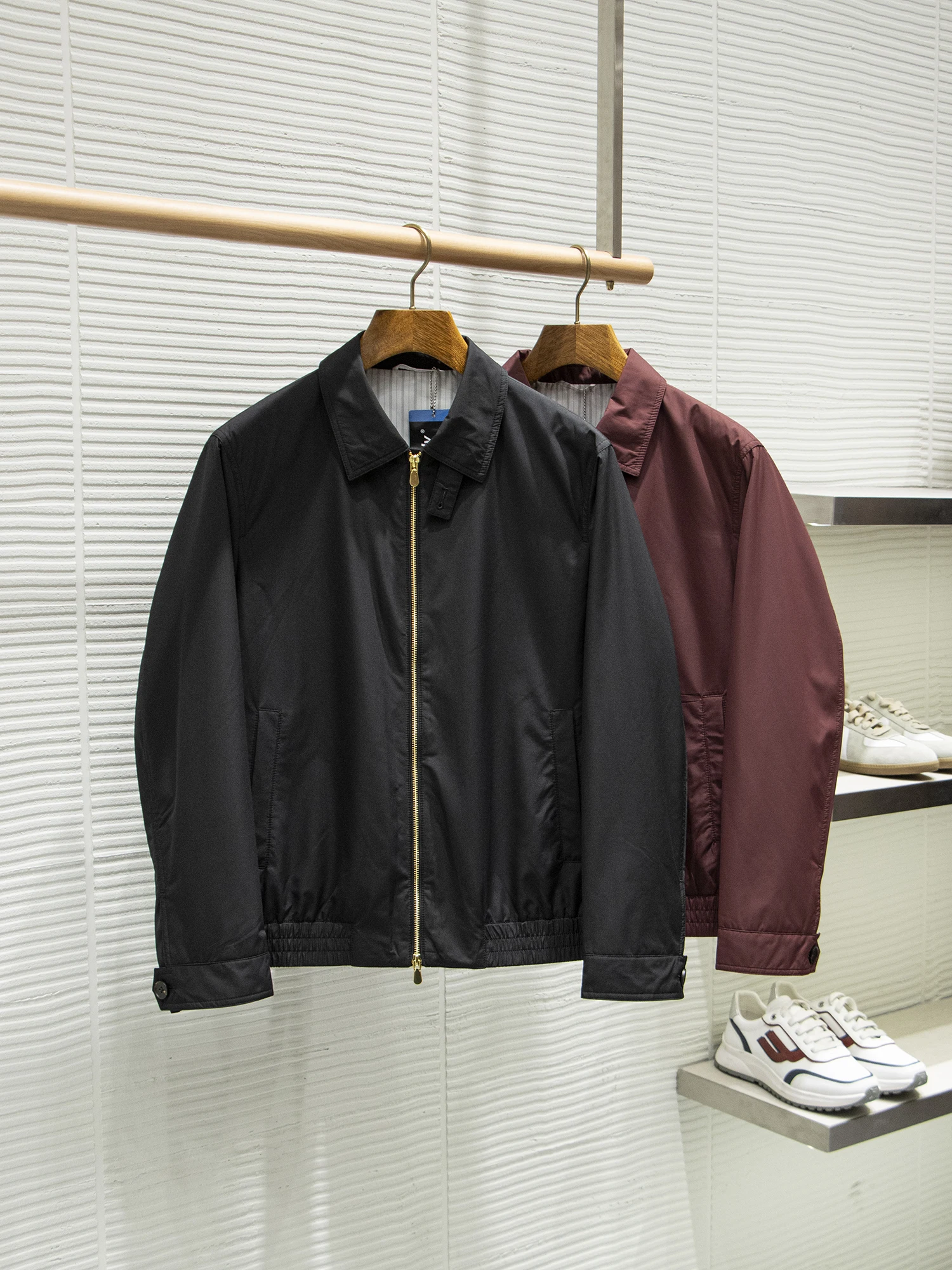 

Куртка из хлопка Zermoly Angola Red: легкая, теплая, с отложным воротником, для осени и зимы, в деловом стиле для джентльменов