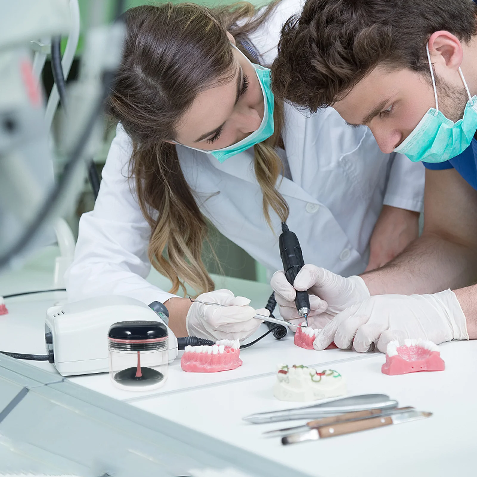 

1 Set Denture Box Portable Plastic Retainer Case Travel Friendly Denture Container Small False Teeth Storage Multi-Function