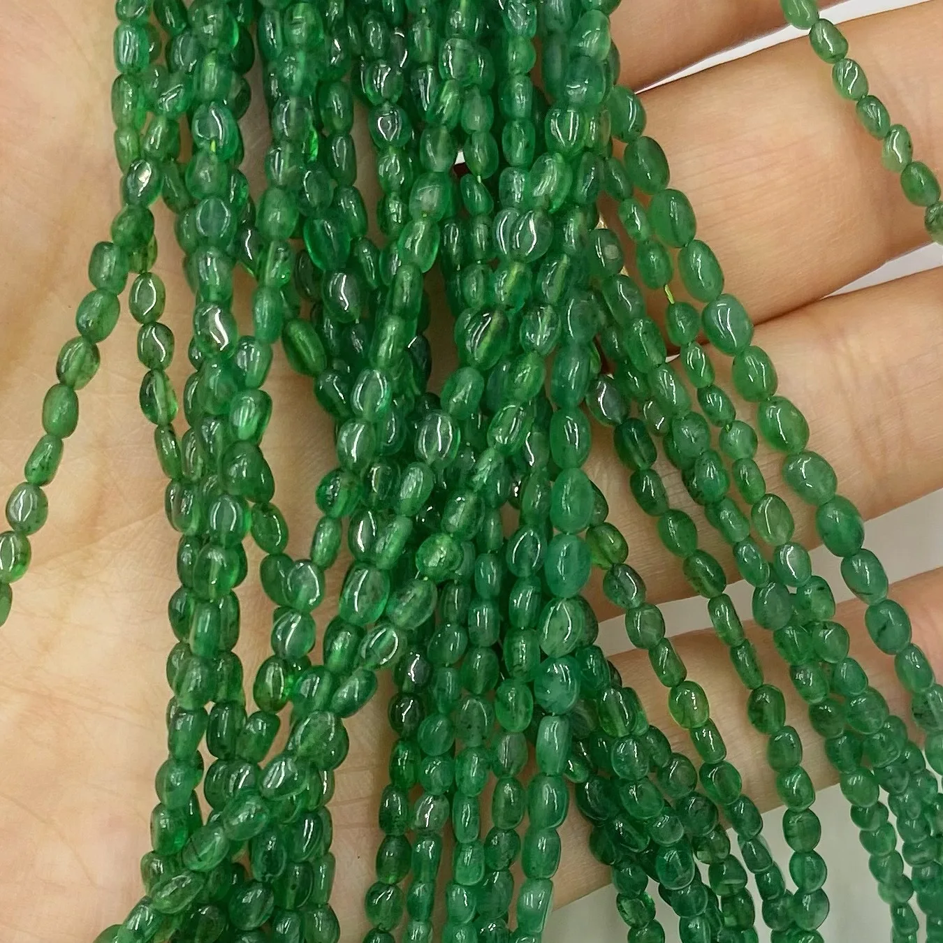 

5A Emerald flat oval baroque 2-4mm GREEN color Wholesale for DIY Jewelry Necklace 38cm LOOSE BEADS