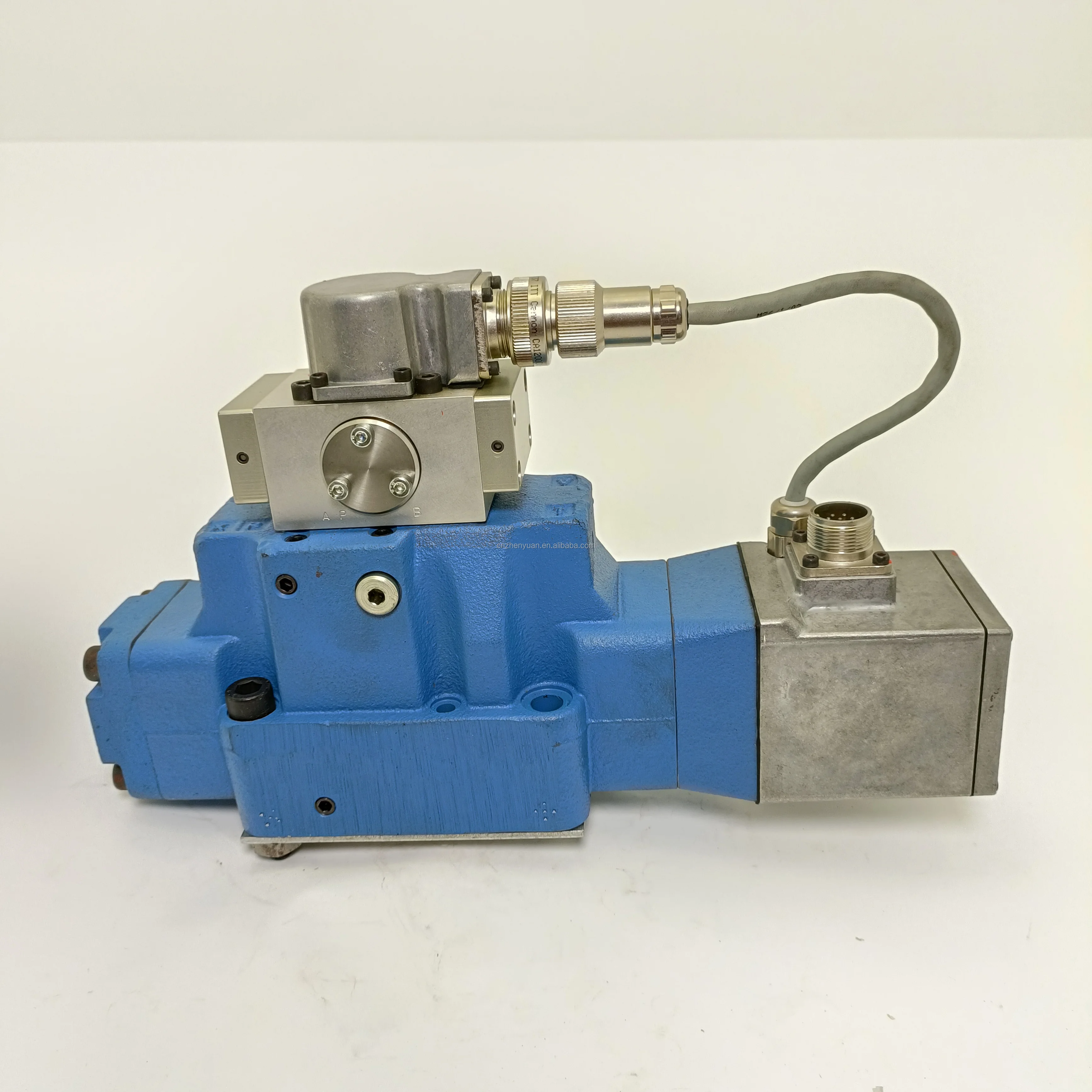 Jet tube high frequency hydraulic Direct drive servo valve D661-4598C D662-4102 D02HYBD5NSX4-0 D660 D661 G631