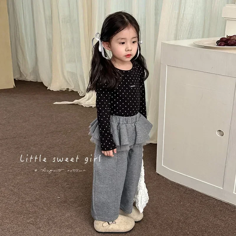 Meninas blusa 2024 outono novas roupas infantis estilo coreano menina bebê preto de manga comprida bolinhas camiseta casual simples diariamente