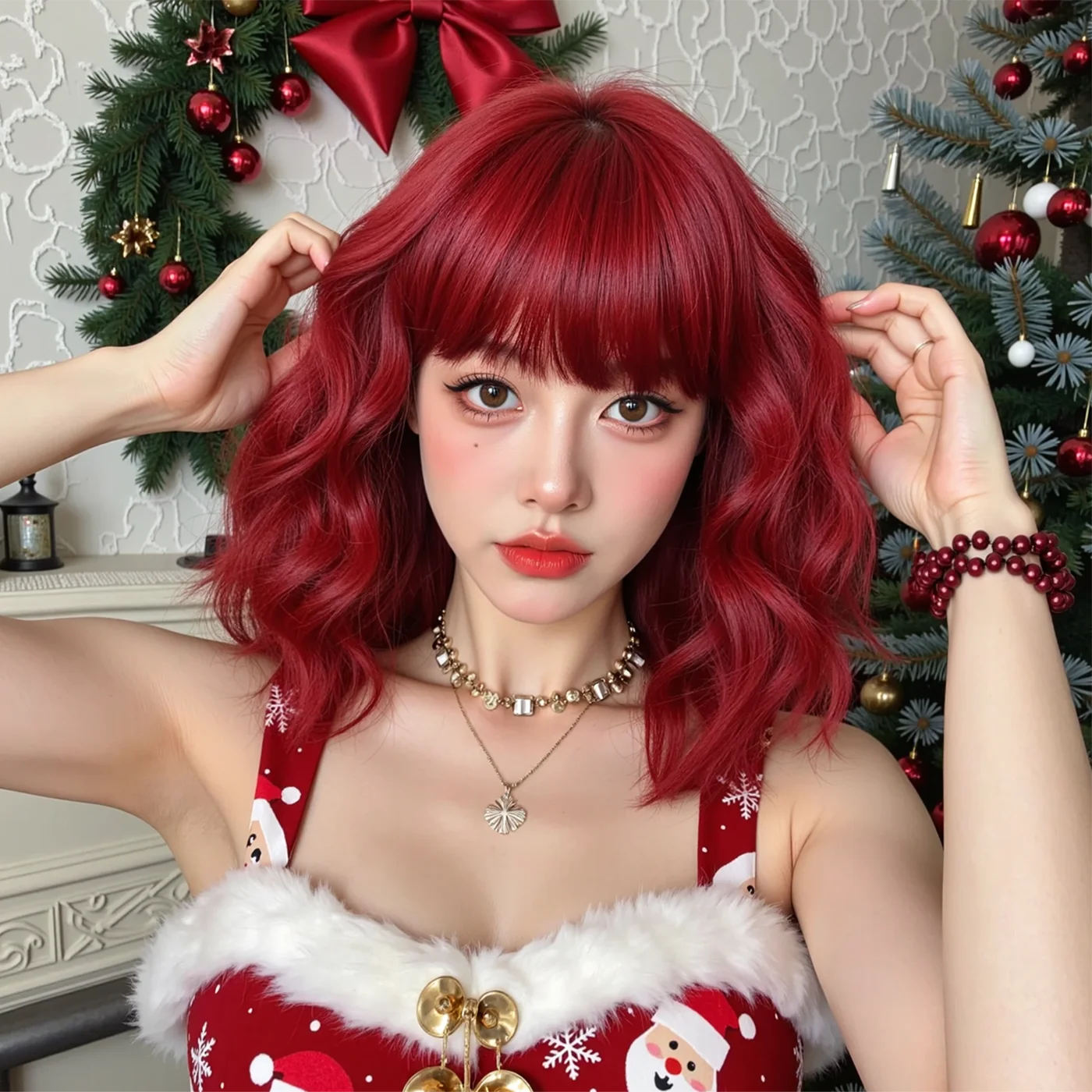 

Рождественский короткий вьющийся волнистый бордовый винно-красный синтетический парик Парик из волос Лолиты с челкой для женщин Косплей Вечеринка используется Термостойкий